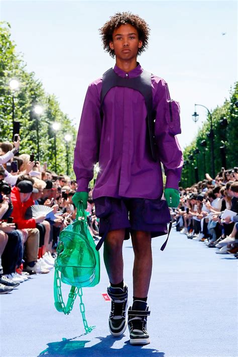 Watch the Louis Vuitton Men's Spring Summer 2019 runway 